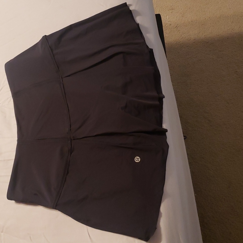 Lululemon Black skirt size 8